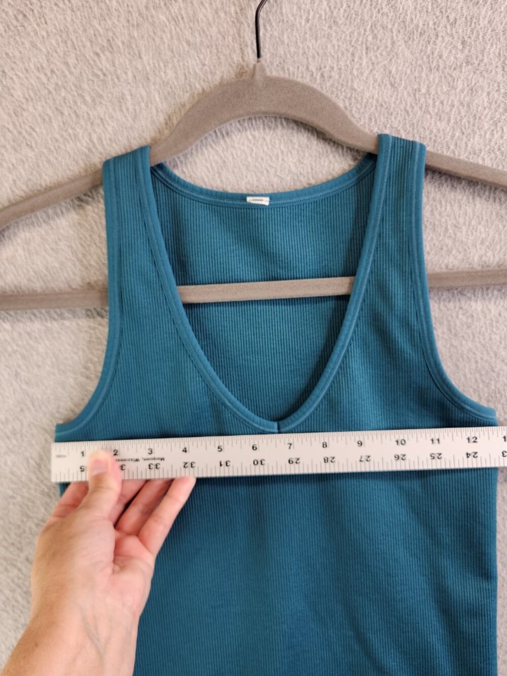 Athleta Top Womens XS Aurora Tank Camisole Ribbed Seamless Basic Set Of 2 - Picture 3 of 12